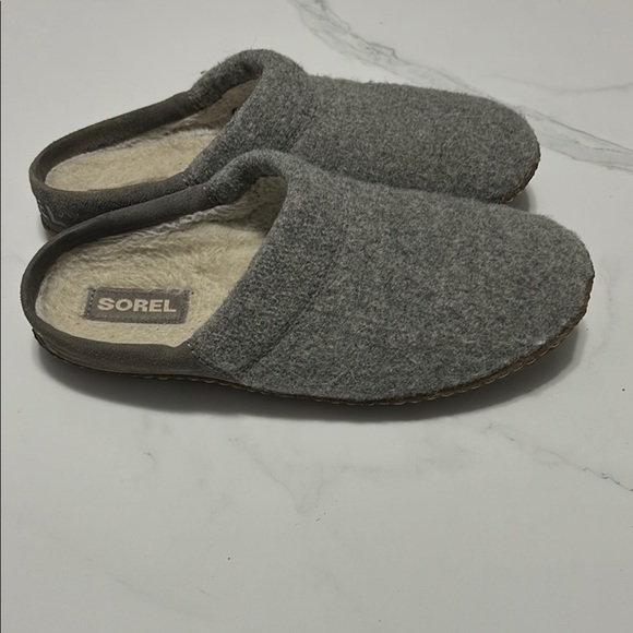 Sorel Gray Wool Slippers - Picture 2 of 6